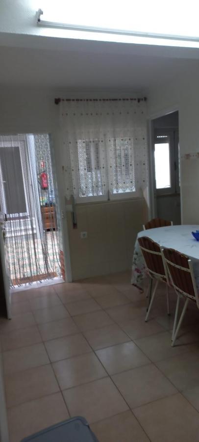Cila'S Guest House Vieira de Leiria Ngoại thất bức ảnh