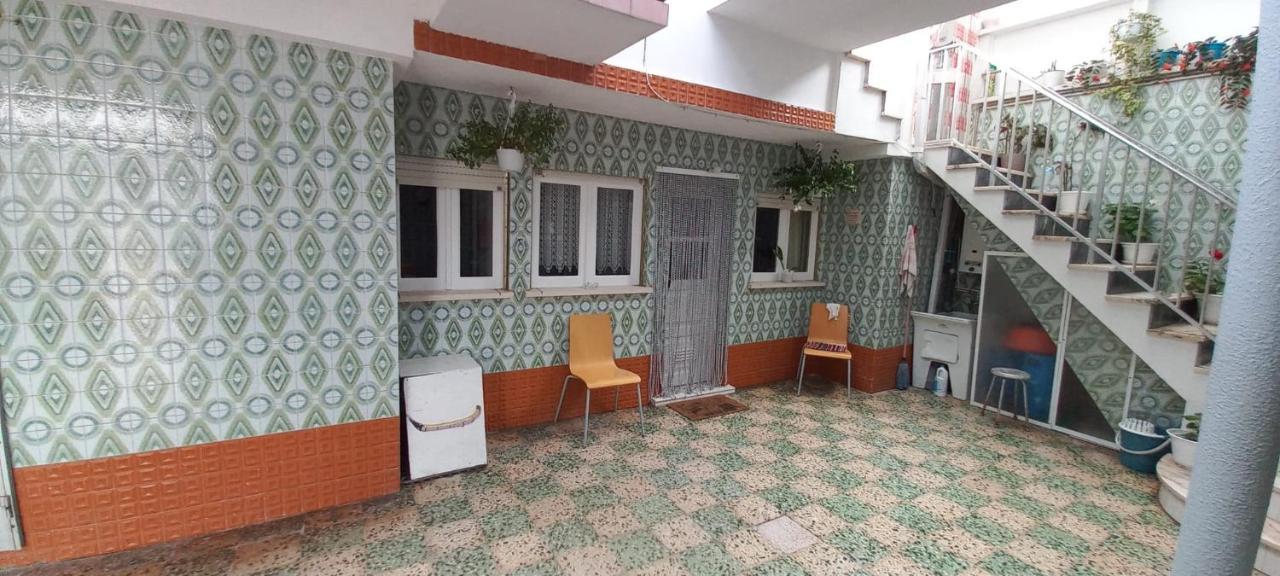 Cila'S Guest House Vieira de Leiria Ngoại thất bức ảnh